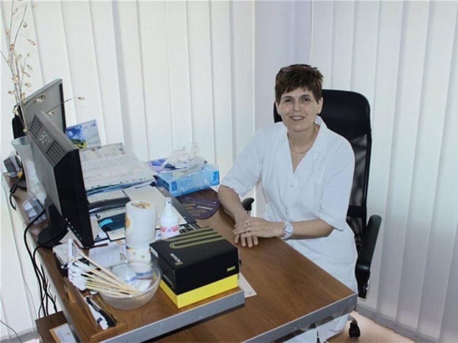 Dr Nevena Grba, dermatovenerolog