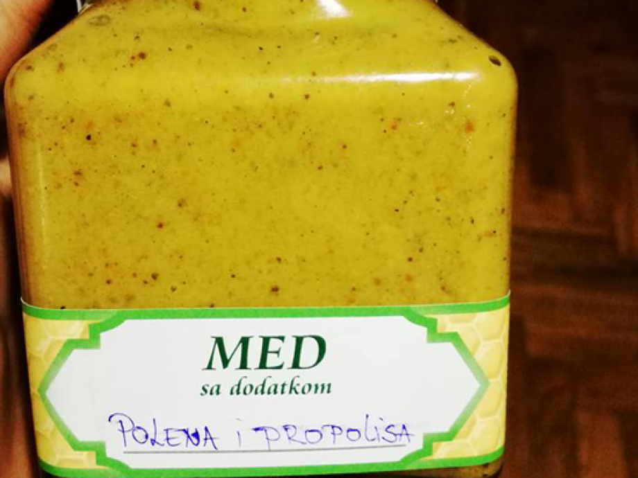 Med sa polenom i propolisom