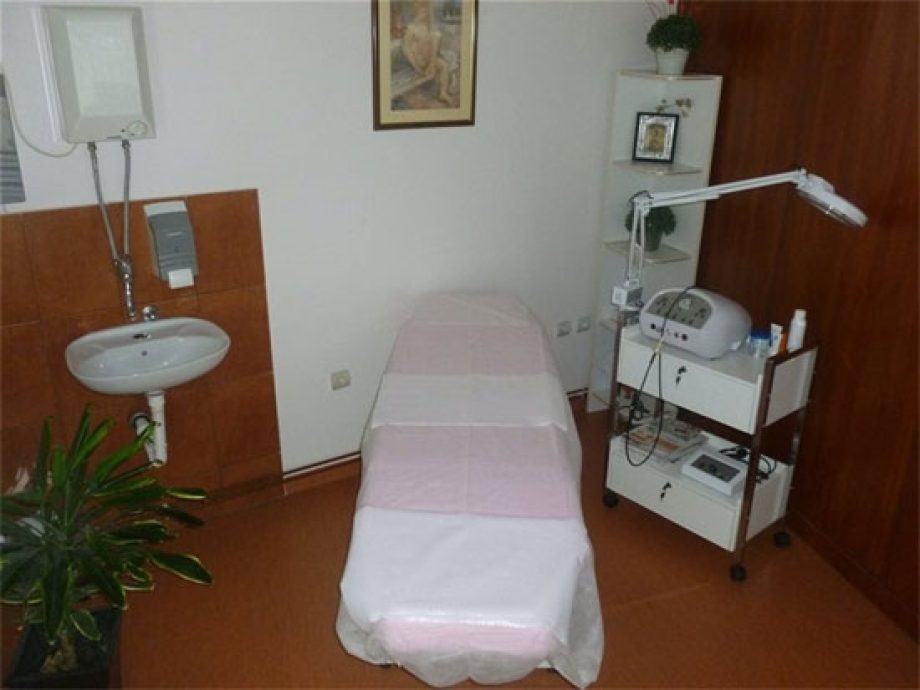 Moderno opremljena ordinacija